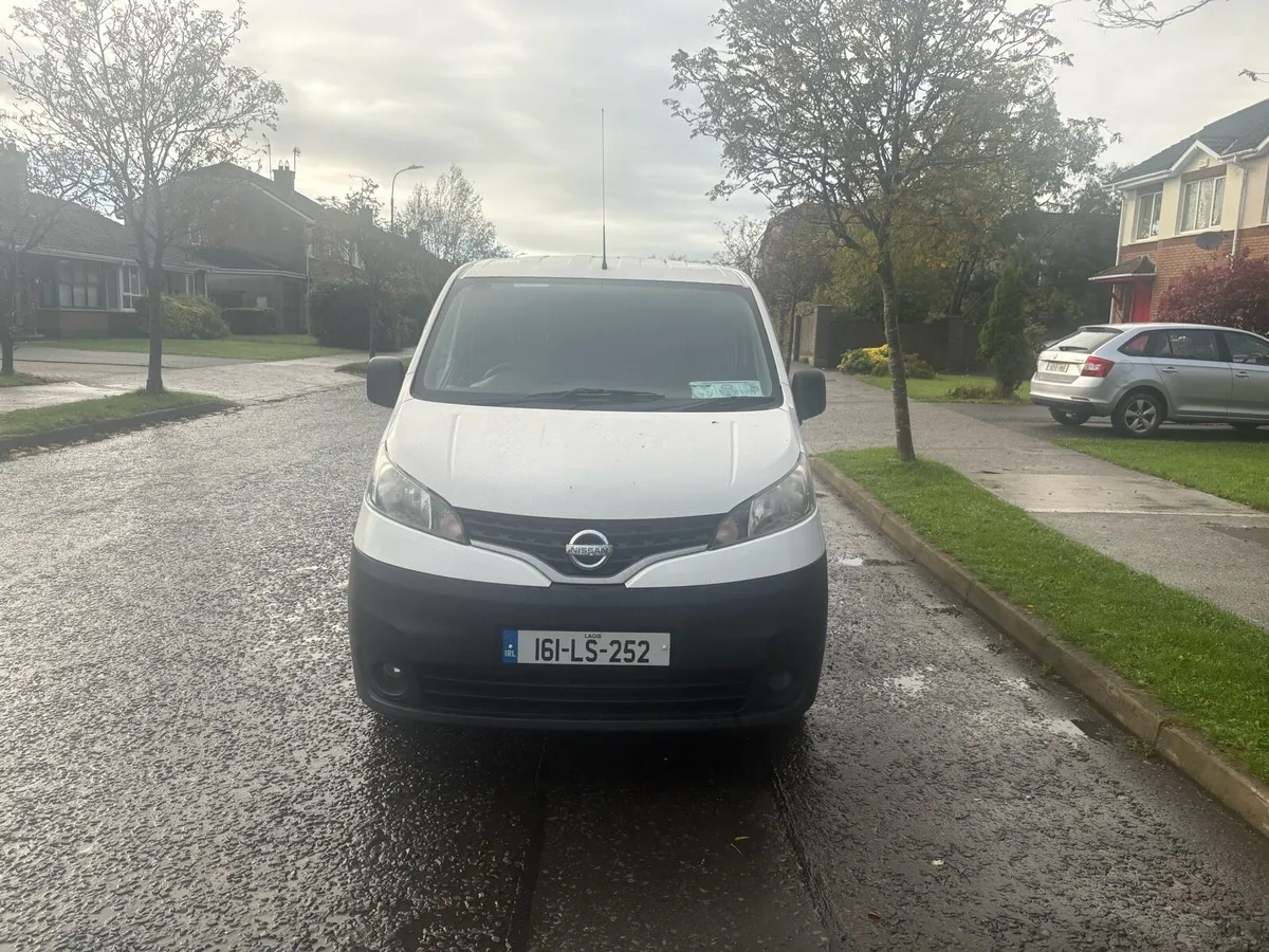2016 Nissan nv200 - Image 2