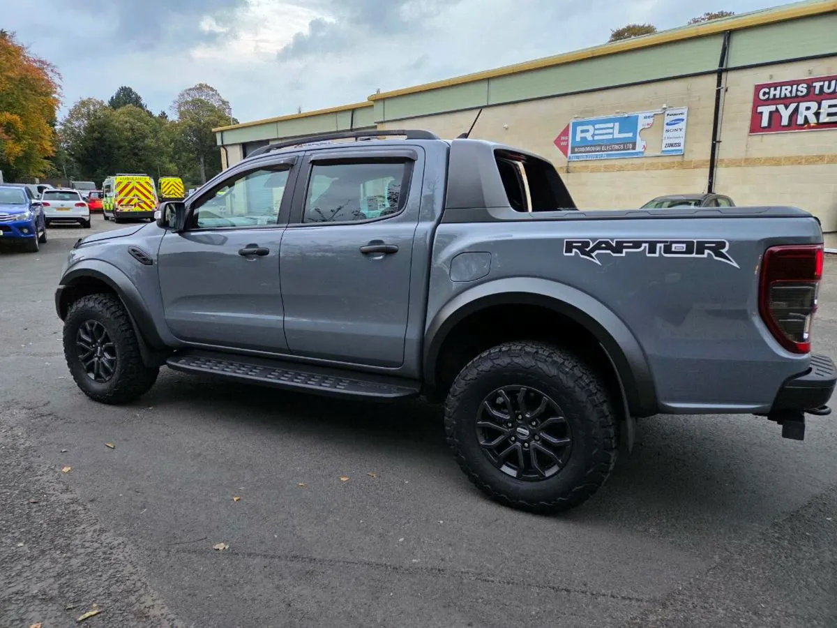 Ford ranger raptor - Image 3