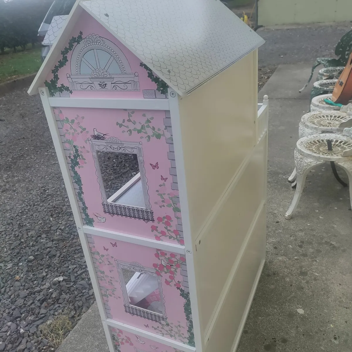 Dolls house - Image 2