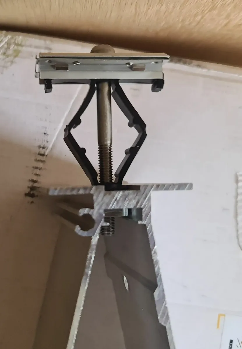 Aluminium Mounting Support (Flat Roof System) - Image 1