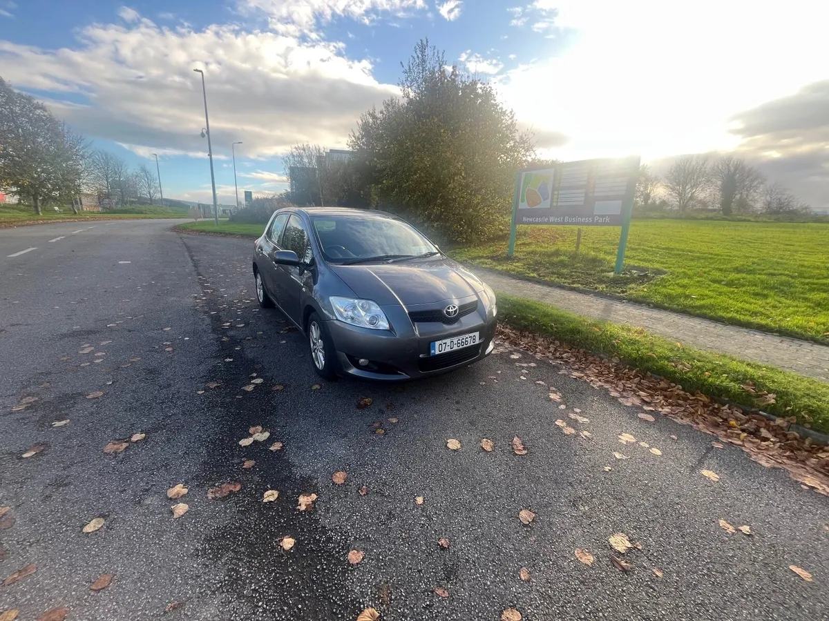 Toyota Auris 2007 - Image 3