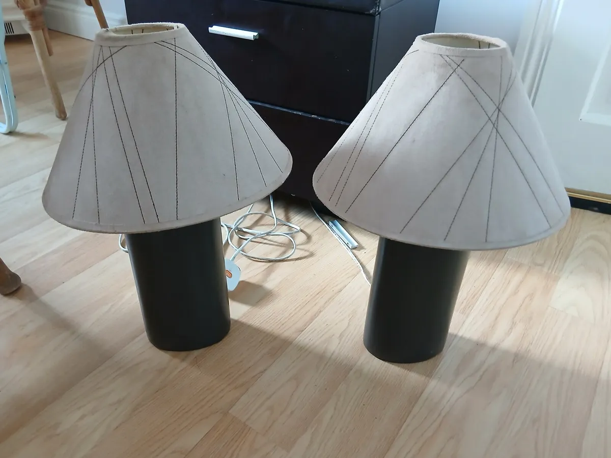 2 brown bedside lamps