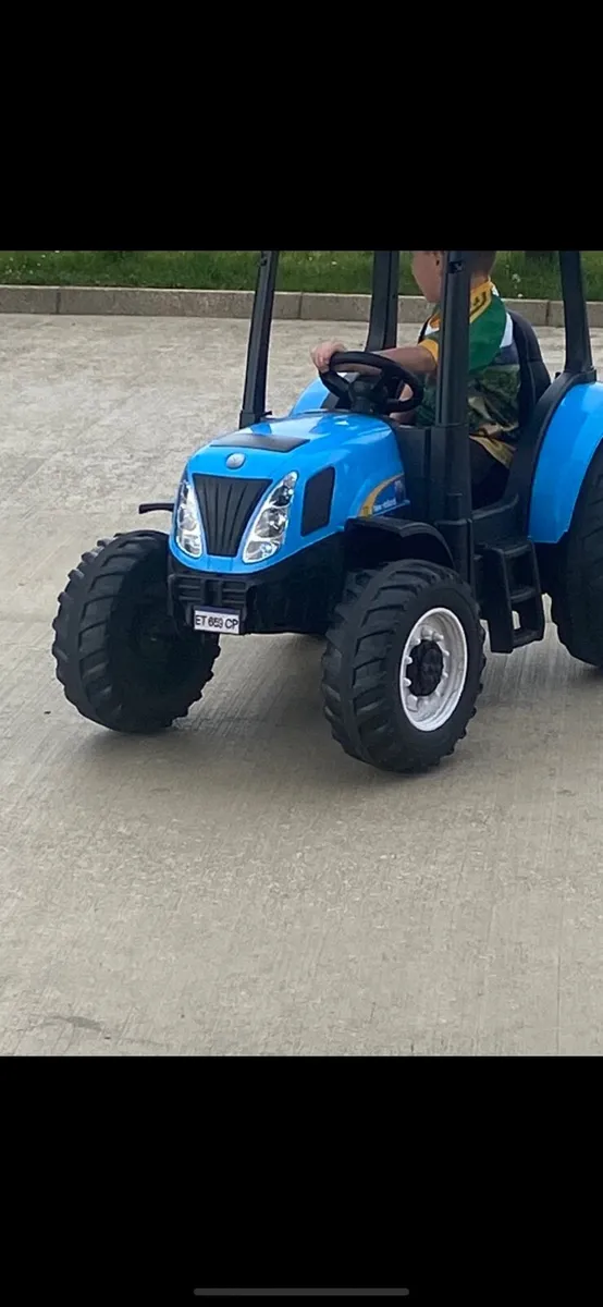 Battery toy tractor - Image 1