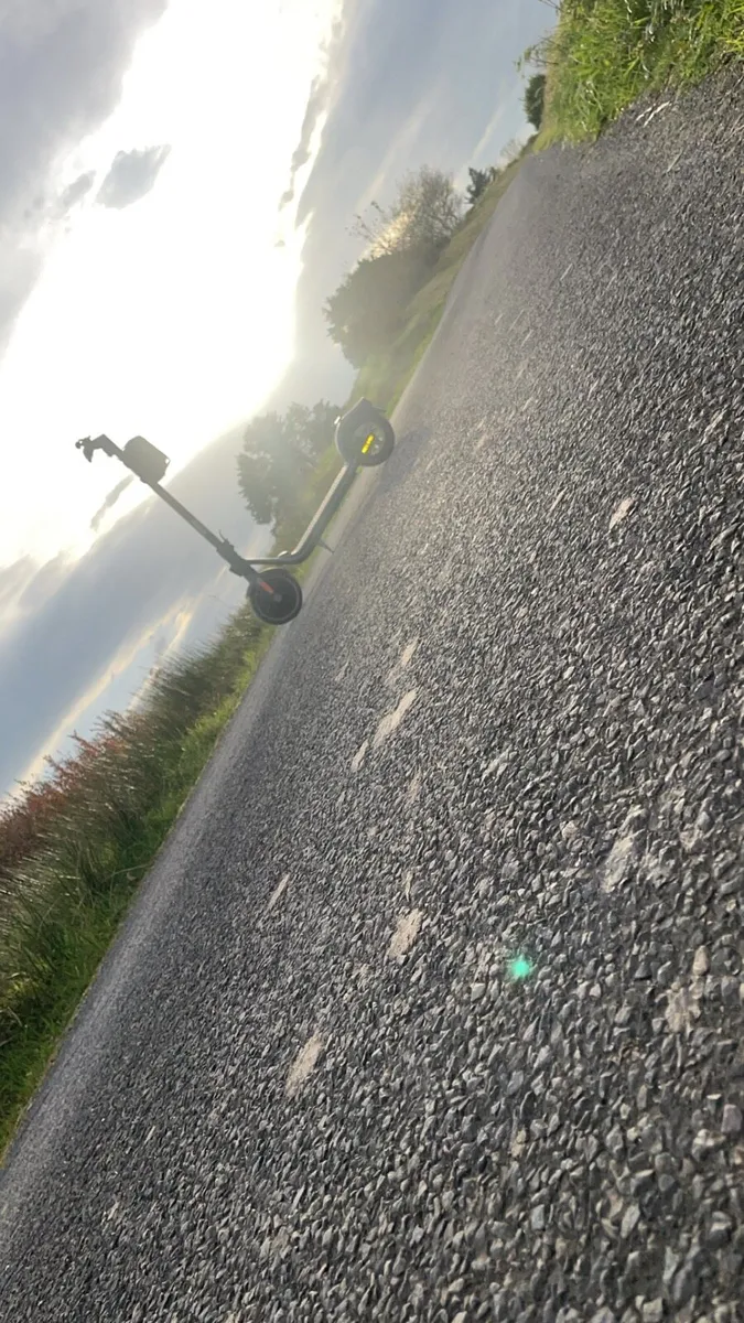 Electric scooter - Image 3