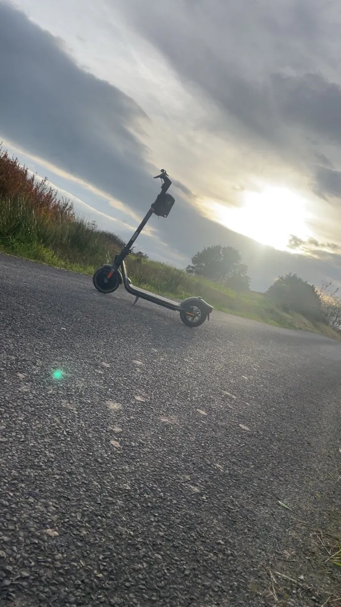 Electric scooter - Image 4