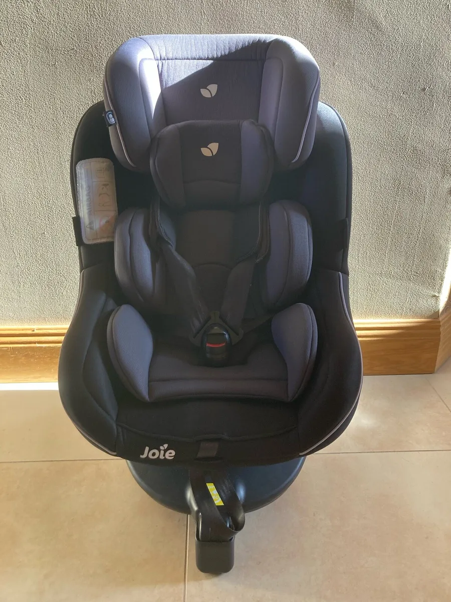 Joie 360 spin car seat - Image 1