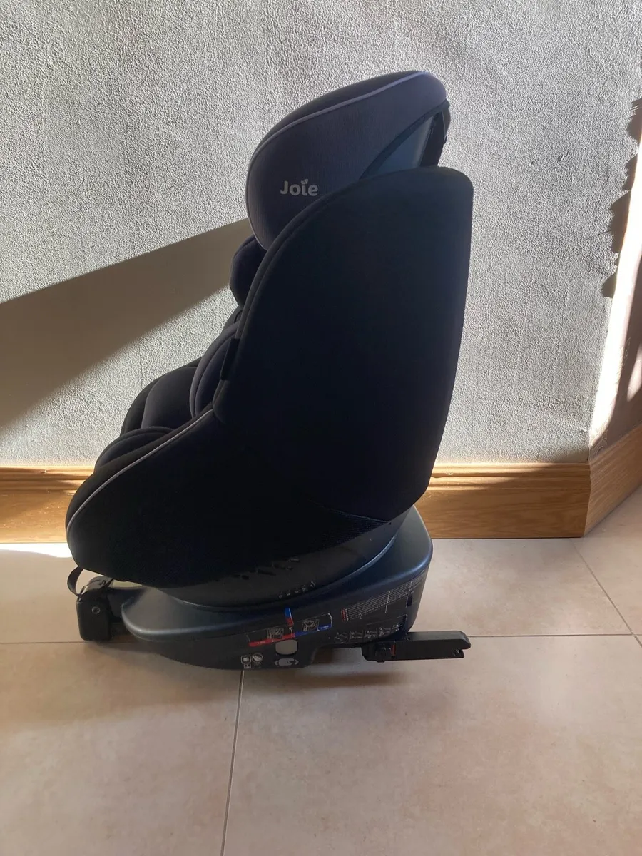Joie 360 spin car seat - Image 3