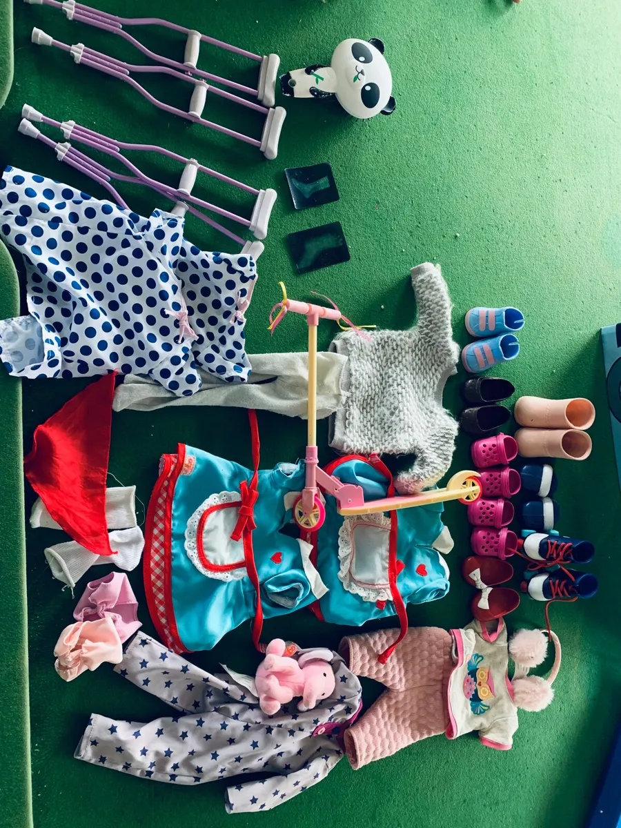 Our generation dolls bundle - Image 2