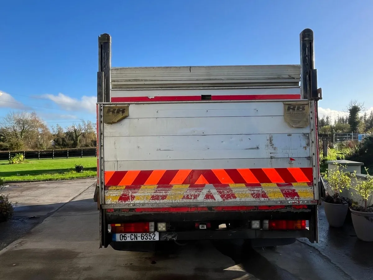 Mercedes 7.5t Atego - Image 3