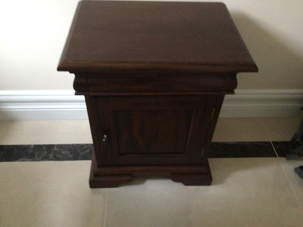 Mahogany locker - Image 1
