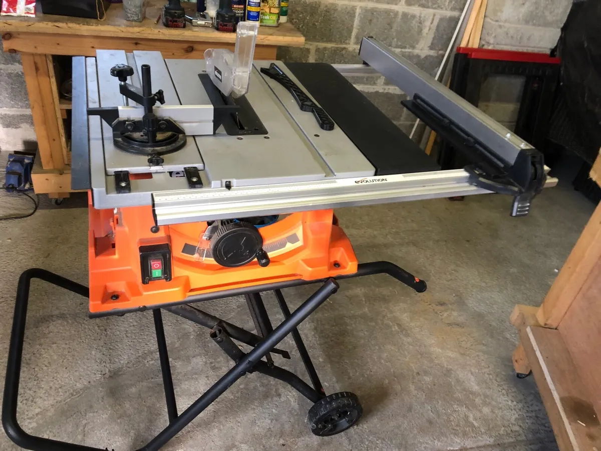 Evolution 10’’ Portable Table Saw - Image 1