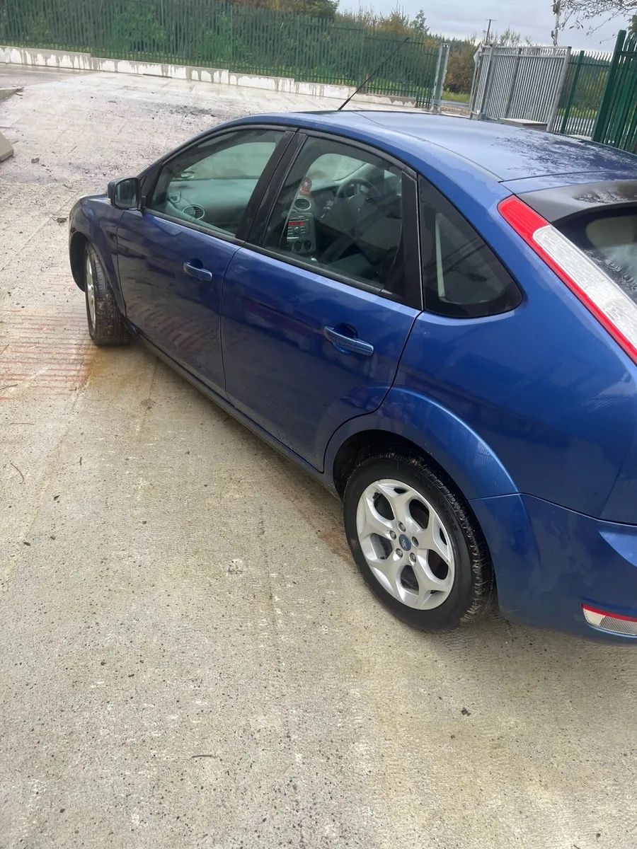 Ford focus - Image 4