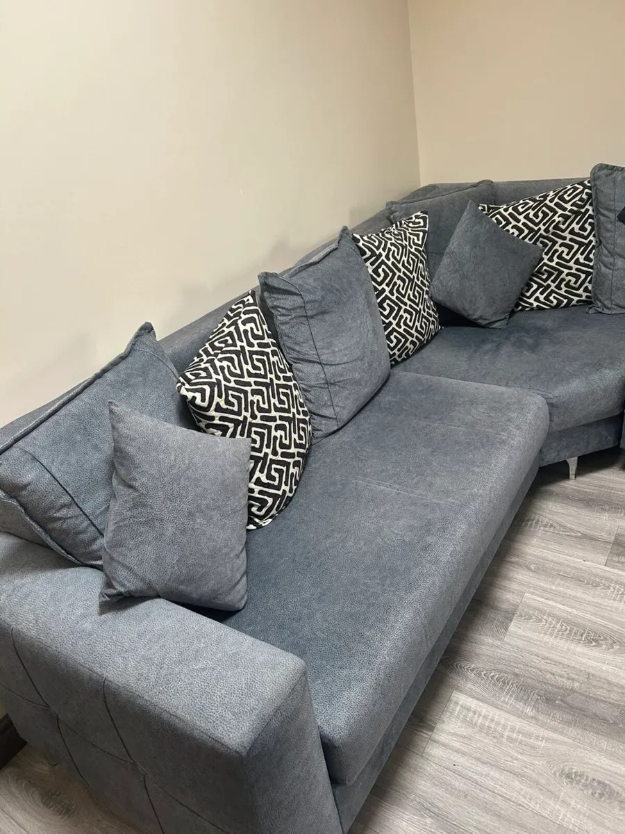 Sofa bed - Image 2