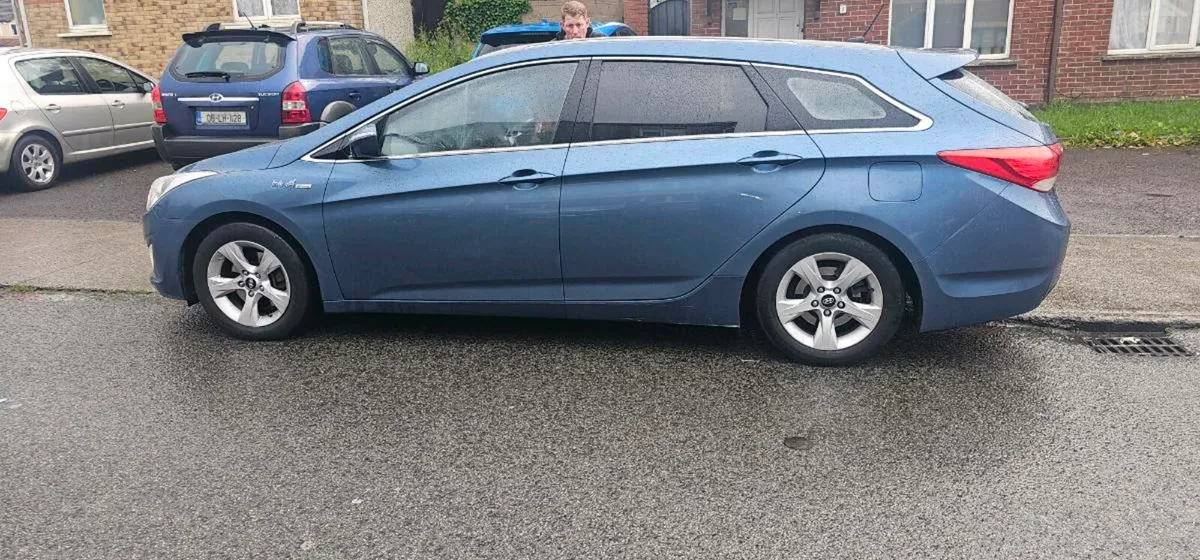 Hyundai i40 blue - Image 3