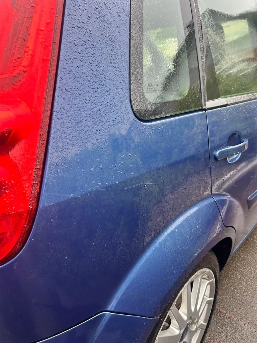 Ford Fiesta - Image 4