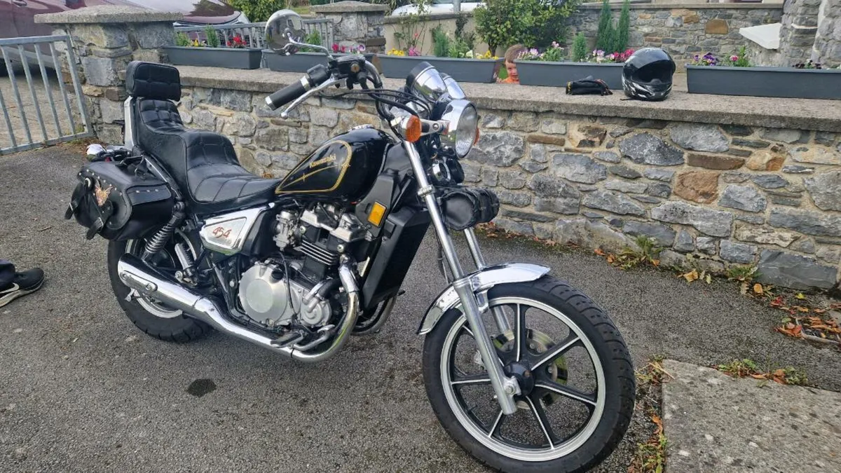 Motorbikes - Image 2