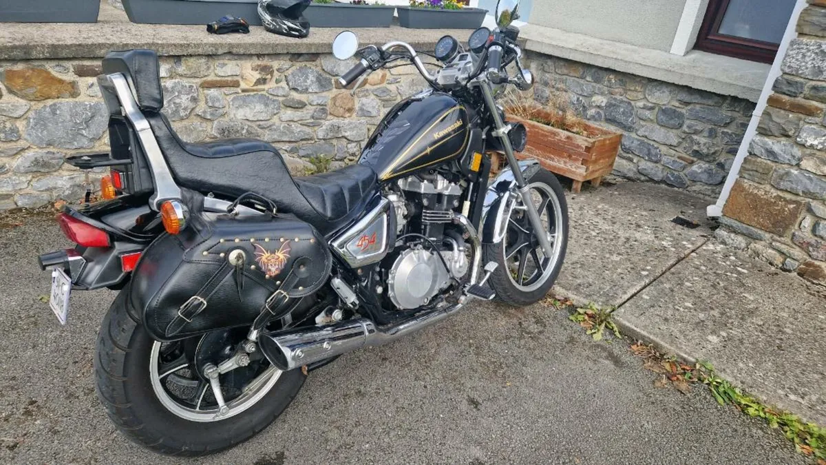 Motorbikes - Image 3