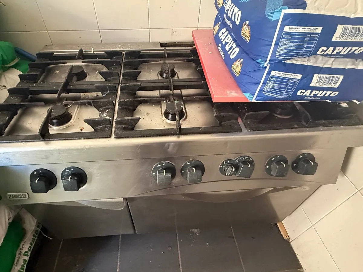 Equipments take away - Image 1