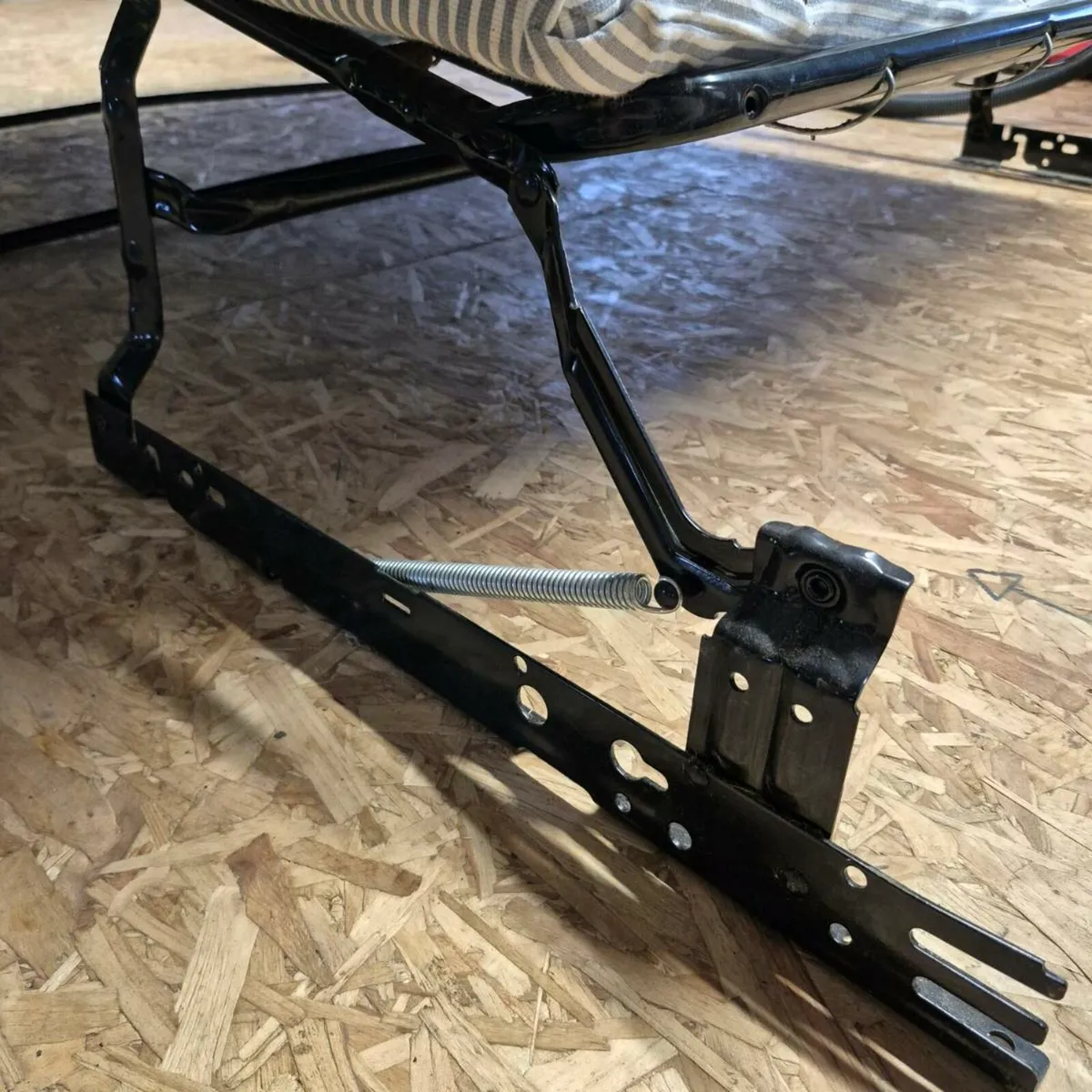 3 Fold Pull Out Bed Fixed - Image 4