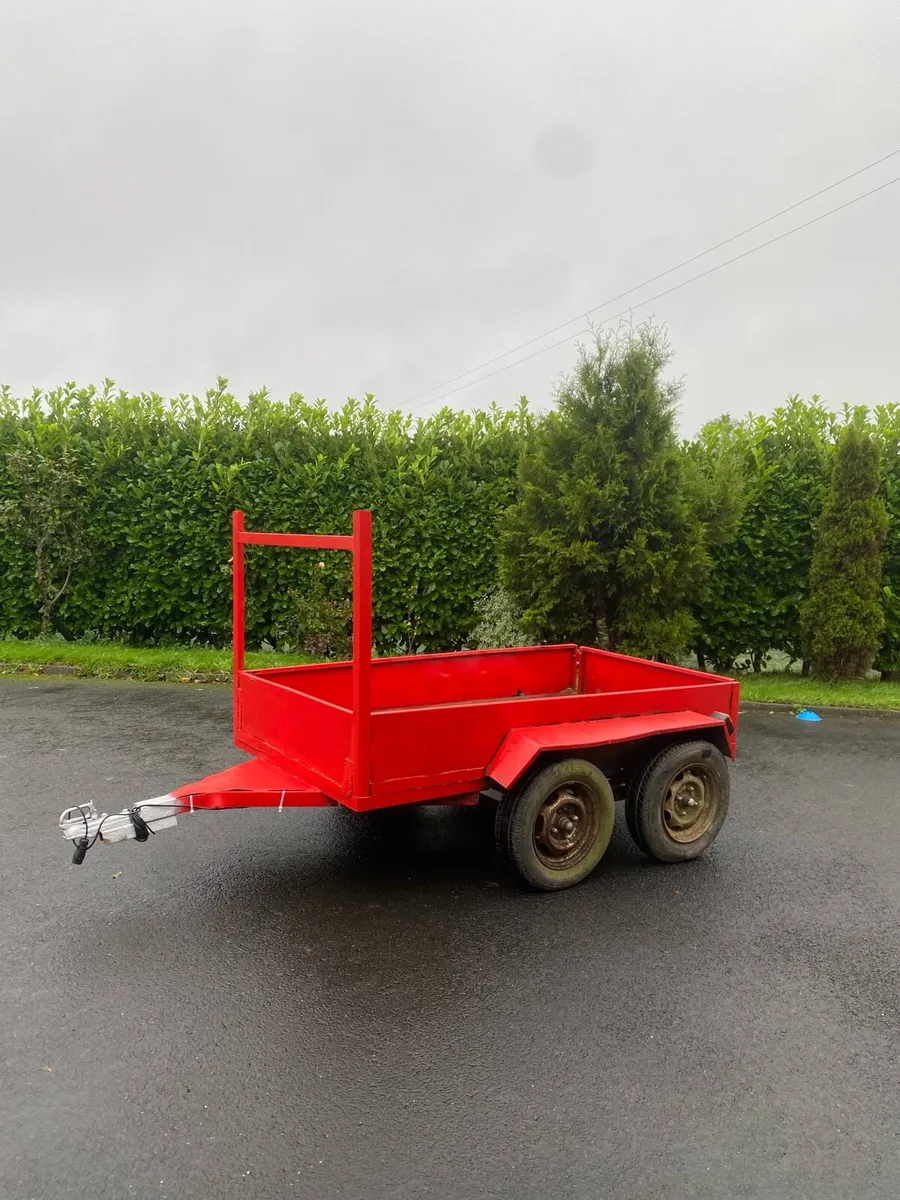 Trailer - Image 1