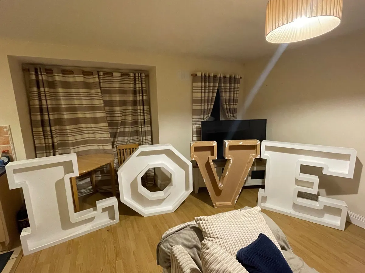 Love letters - Image 1