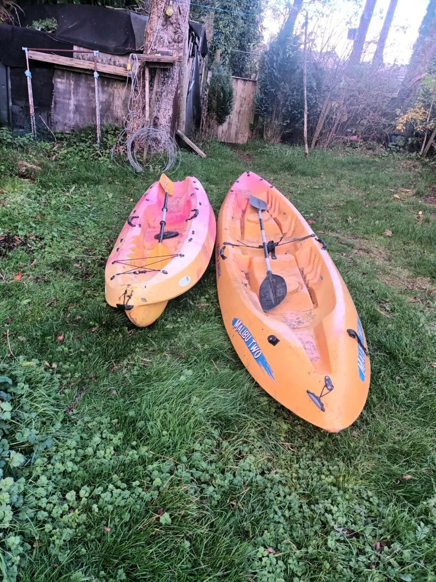 2 Kayaks