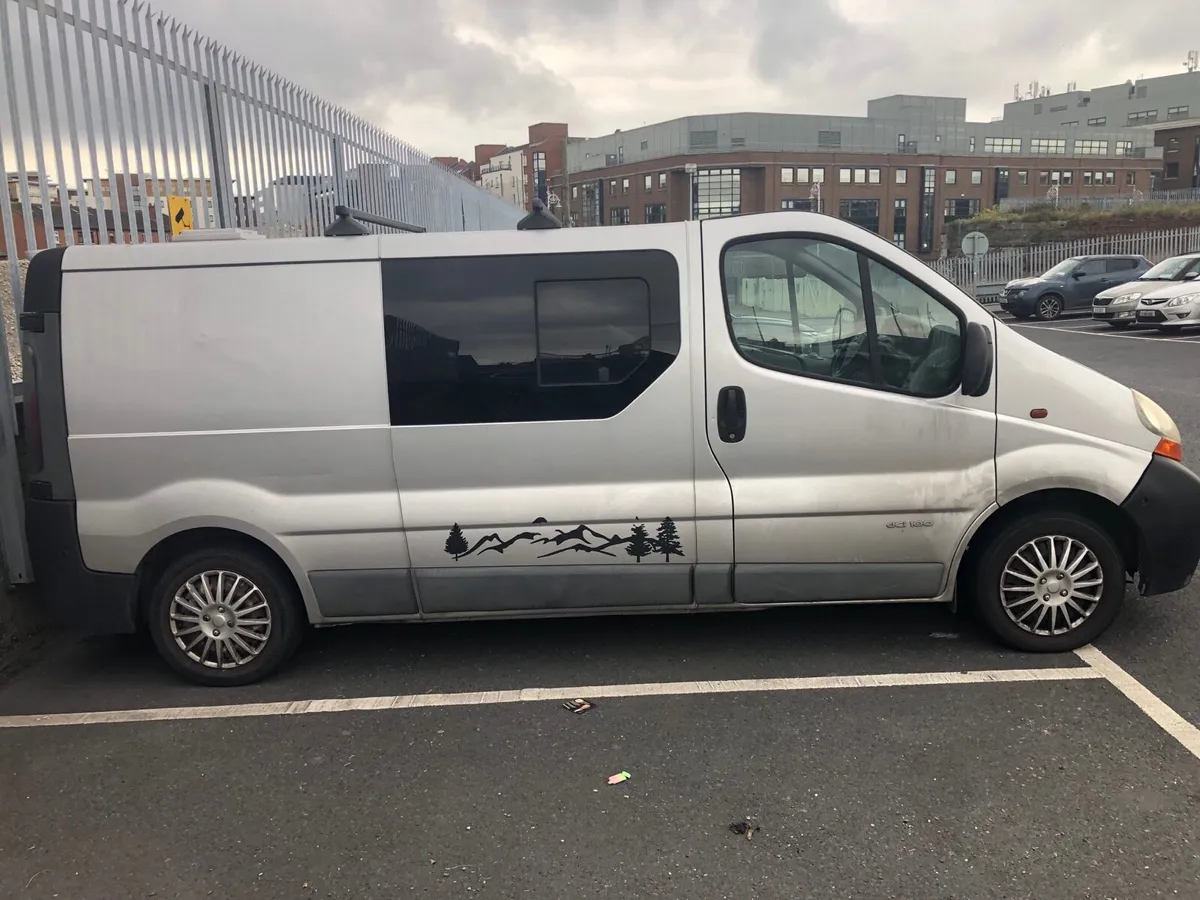 Camper van - Image 3