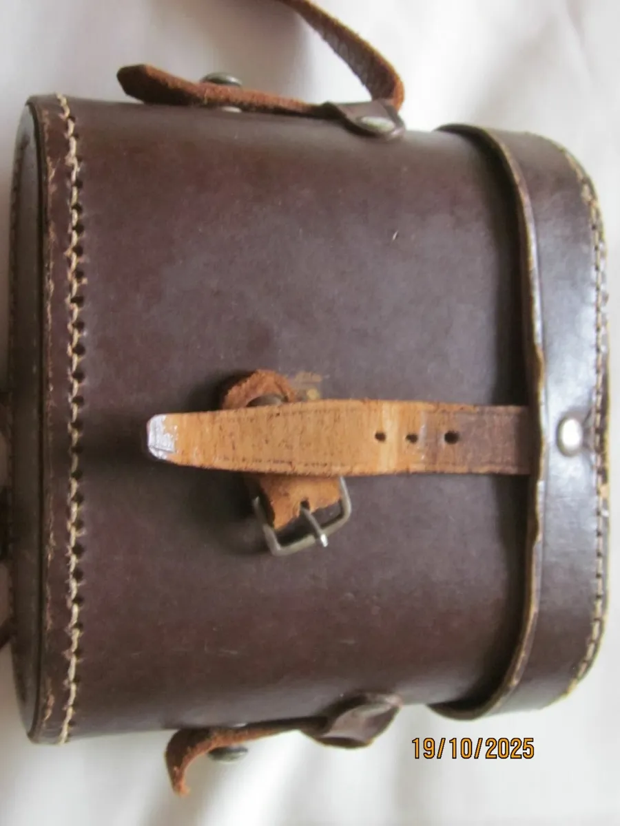 Vintage binoculars - Image 3
