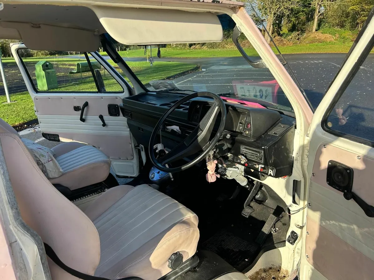 VW Transporter T3 Camper Van - Image 3
