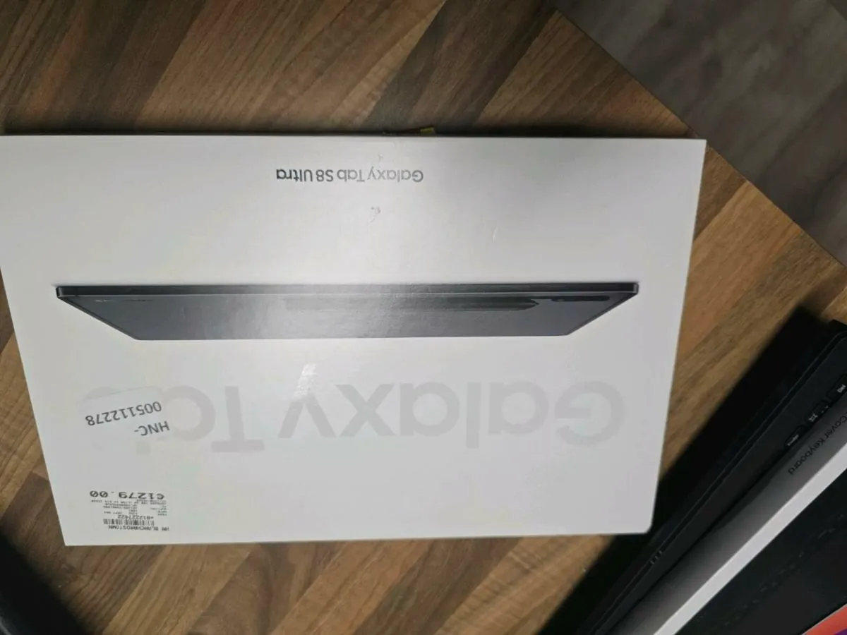 Samsung tab s8. - Image 1