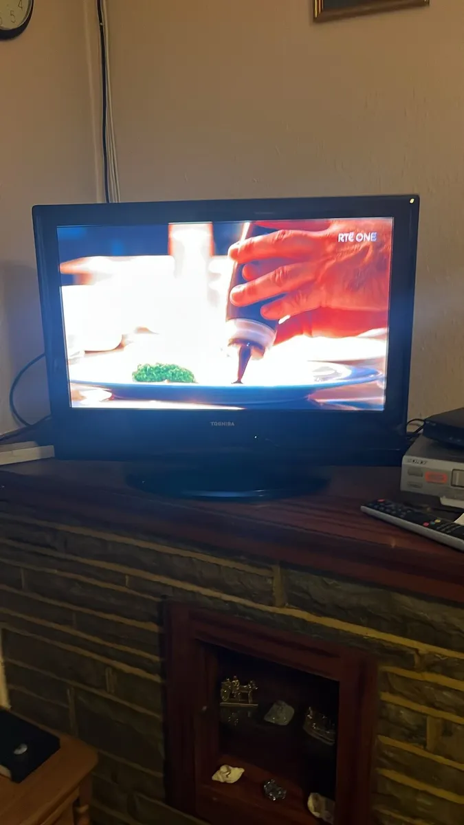 Toshiba 26 inch tv