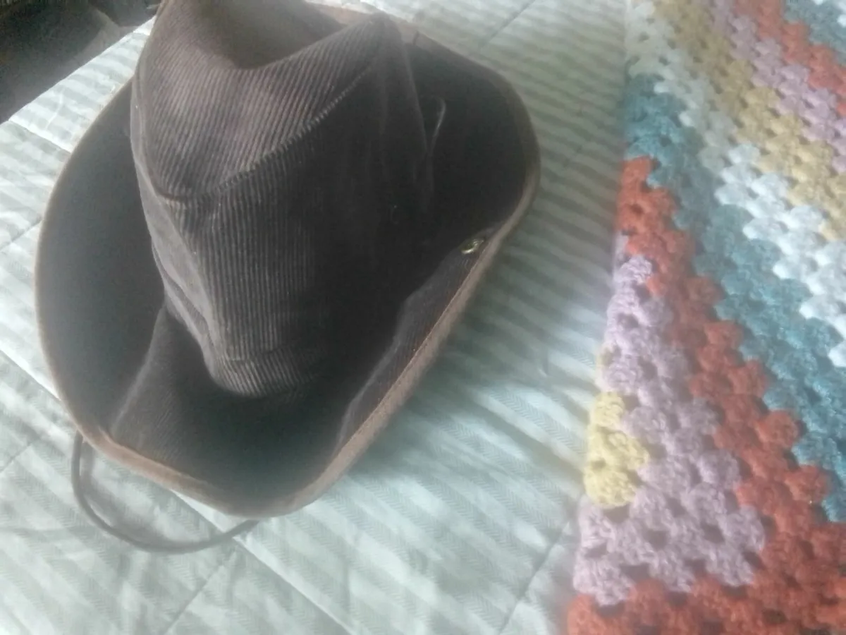 SISLEY BROWN CORDUROY WESTERN HAT NEW - Image 1