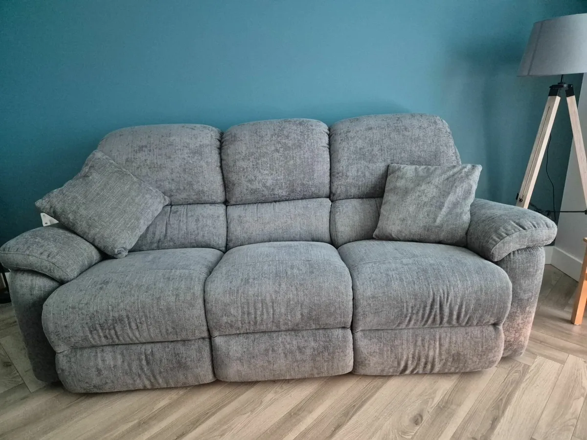 Reclining Sofa and Reclining Arm Chair - Image 1