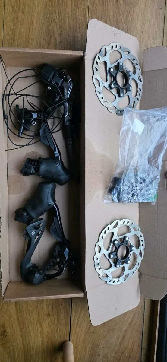 Complete 105 Di2 Kit - Image 1