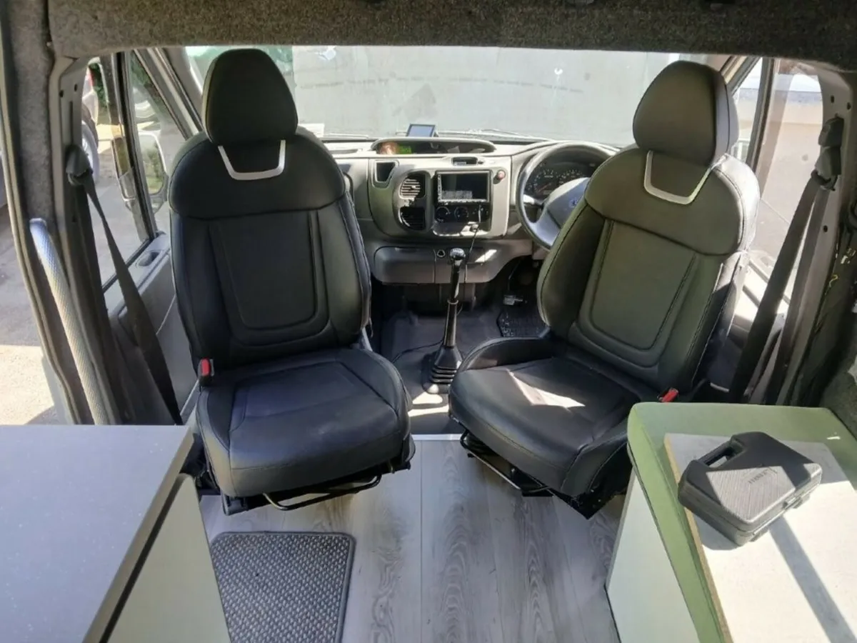 Campervan - Image 4