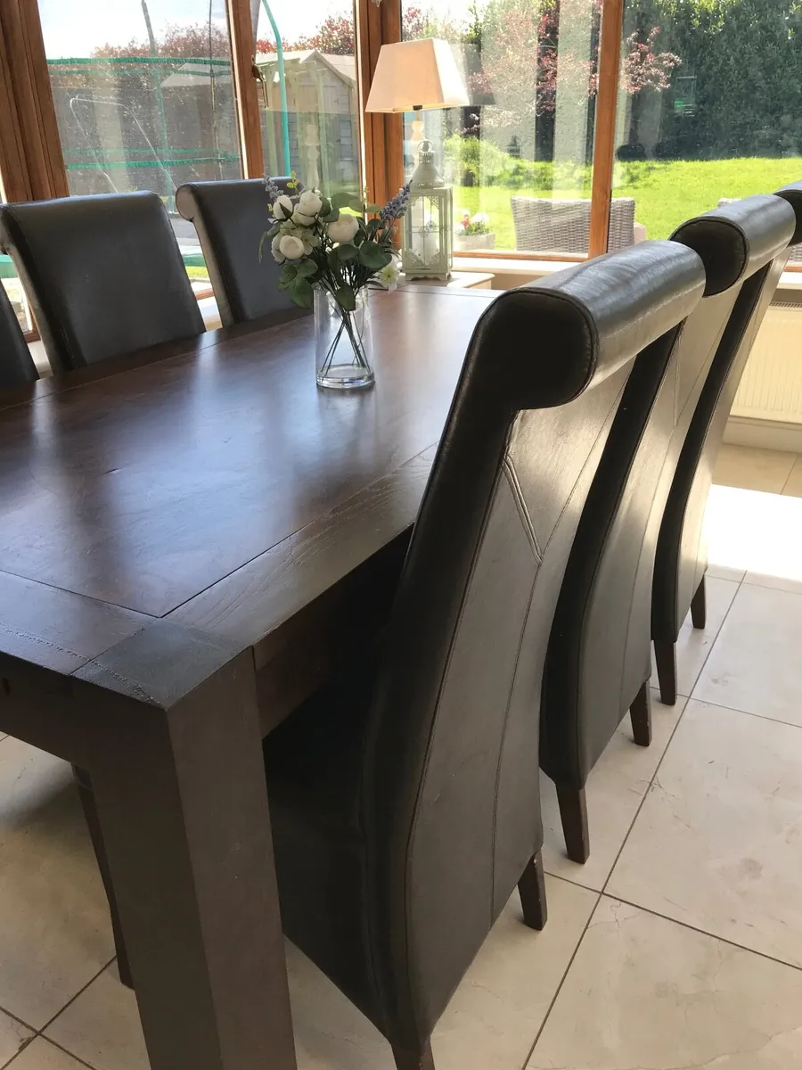 Kitchen Table and chairs - Image 3
