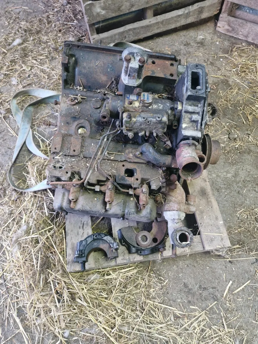 Perkins engine - Image 1