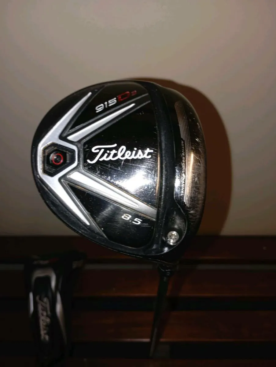 Titelist 915 D3 driver - Image 1