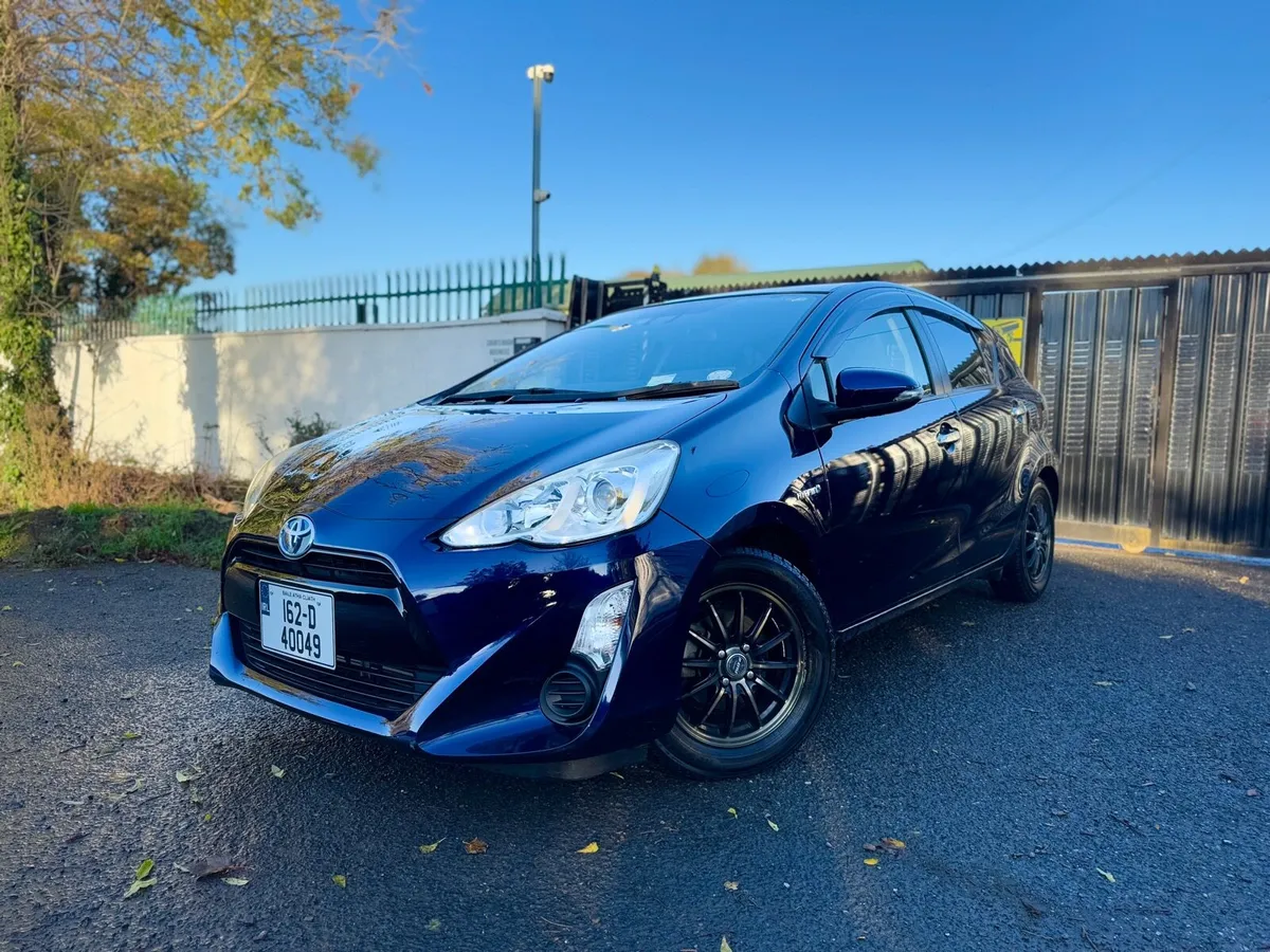 2016 TOYOTA AQUA. LOW MILEAGE. 2 YEAR NCT. HYBRID - Image 3