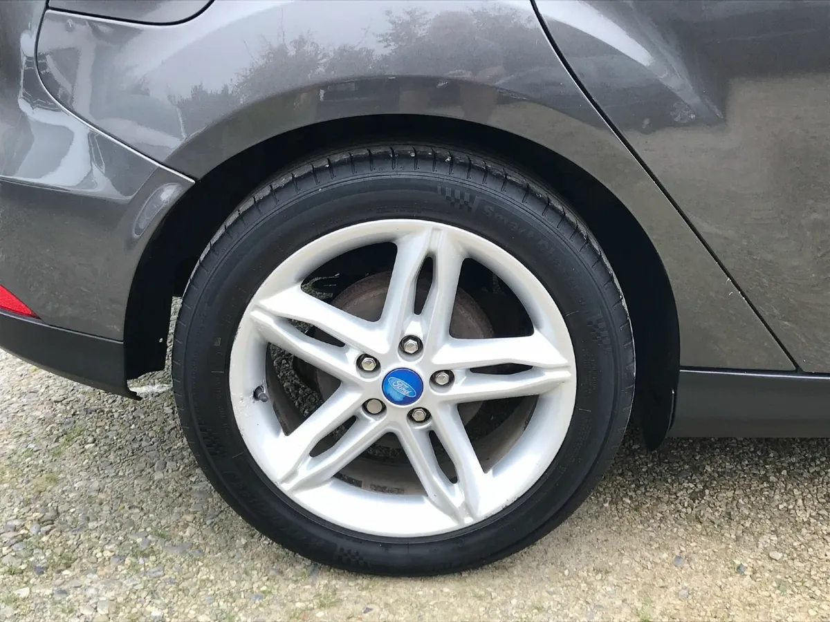 Ford Focus 2015 1.6D - Image 4