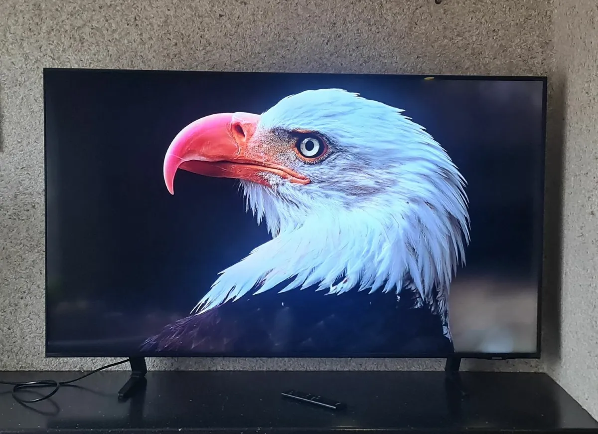 Samsung 50 4K UHD Smart TV Please Read Description - Image 4