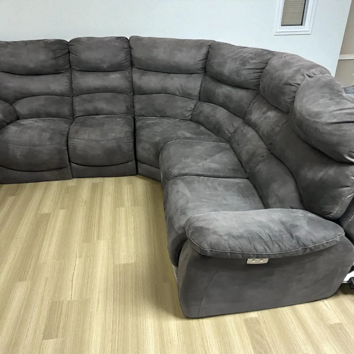 Sofa - Image 3