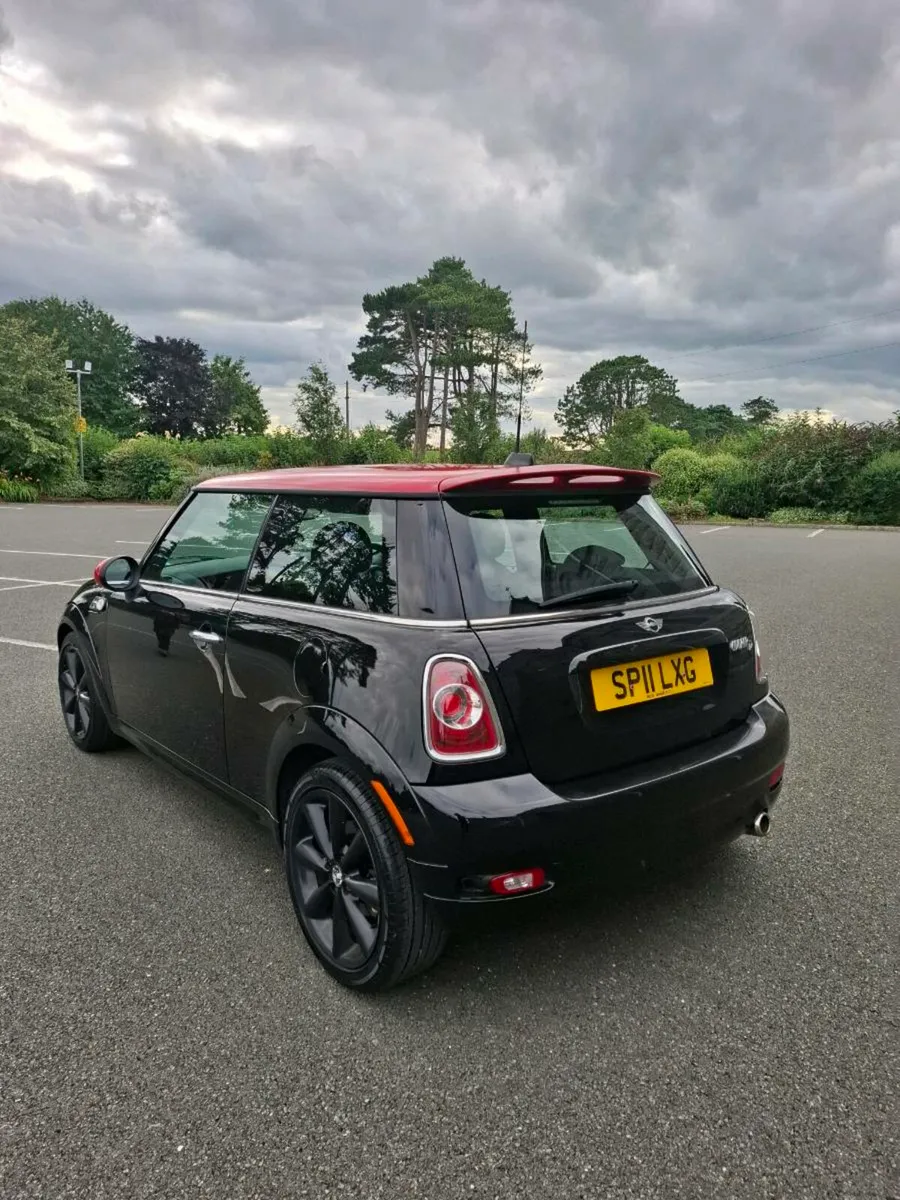 Mini Cooper - Image 3