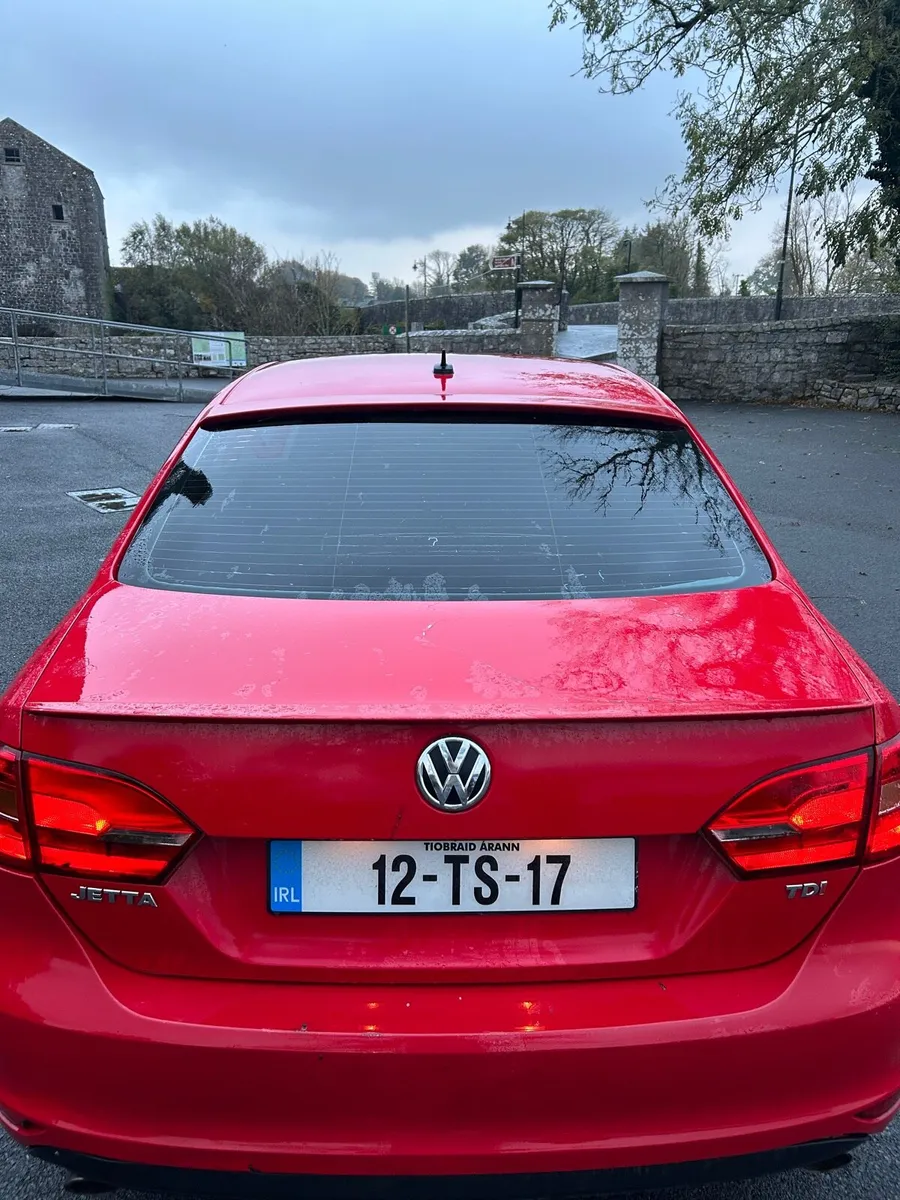 Volkswagen Jetta - Image 3