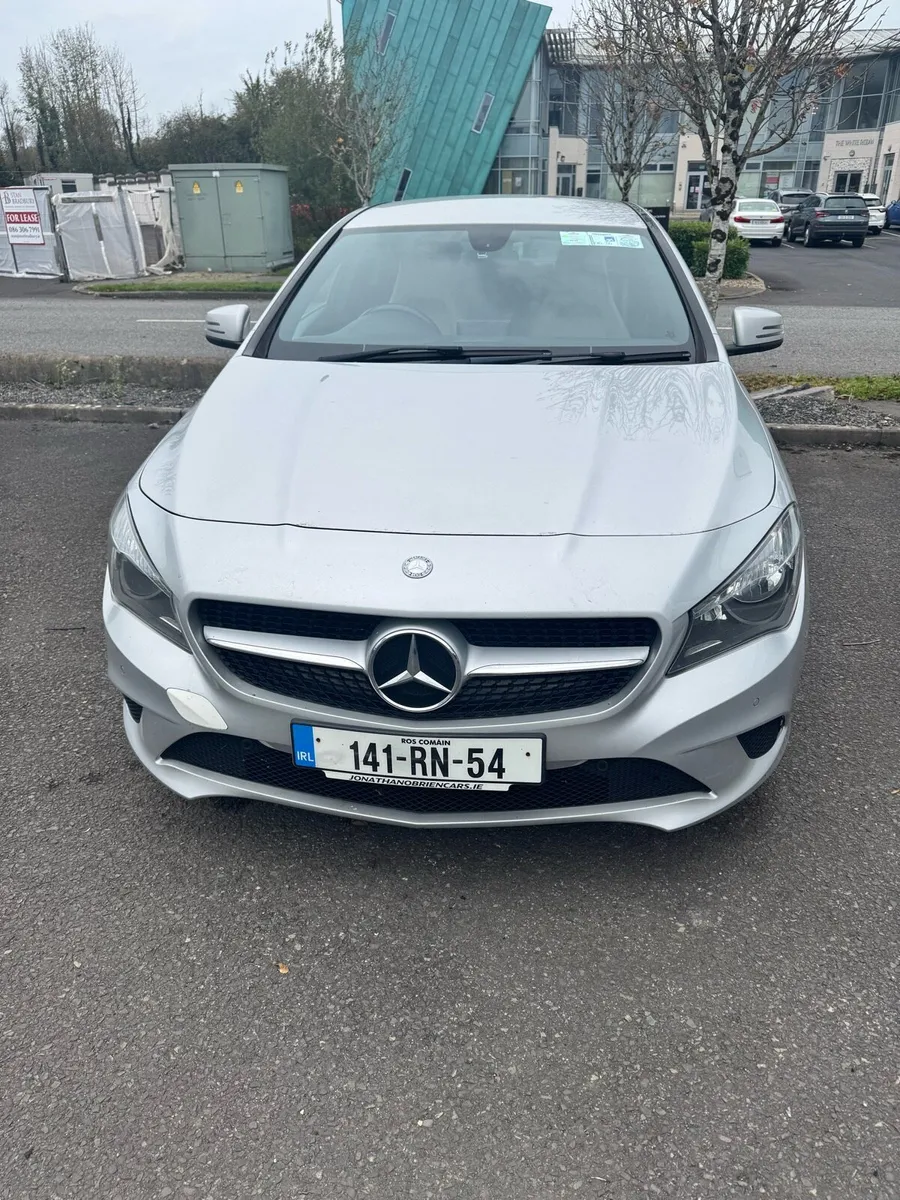 Mercedes CLA 220 CDI Urban 4DR Auto - Image 2