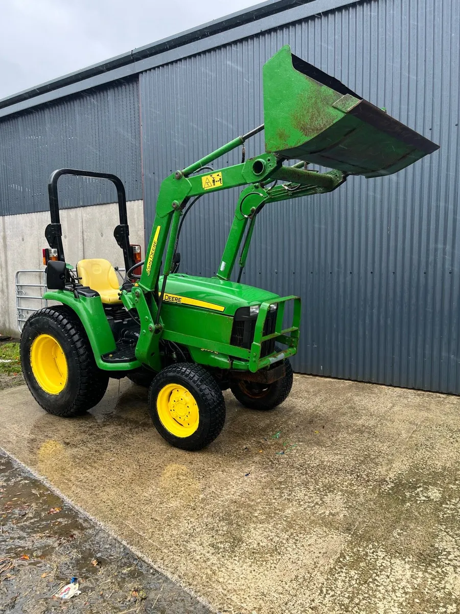 John Deere 3036E Compact Tractor - Image 1