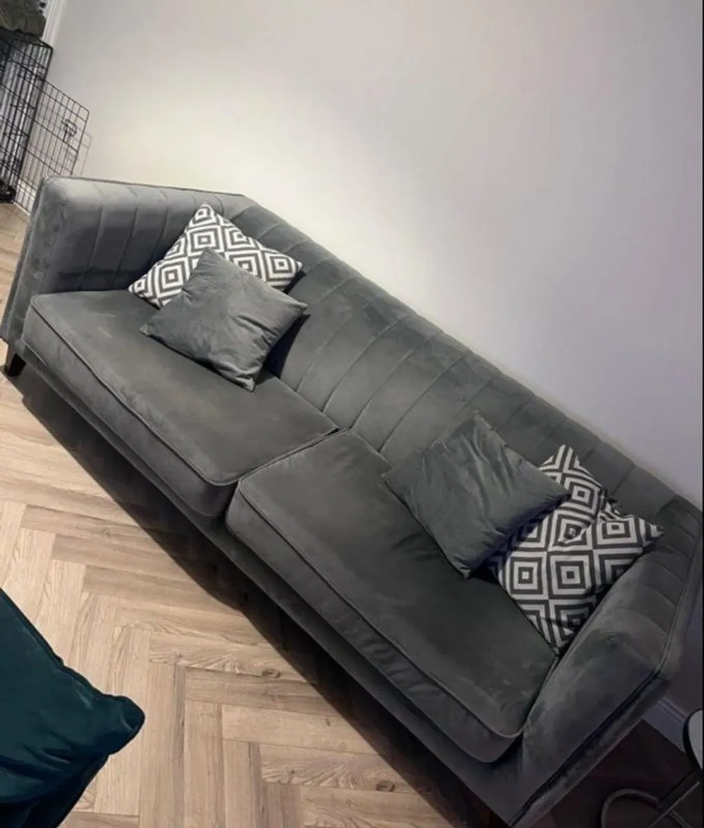 Grey 3&2 seater sofa - Image 3