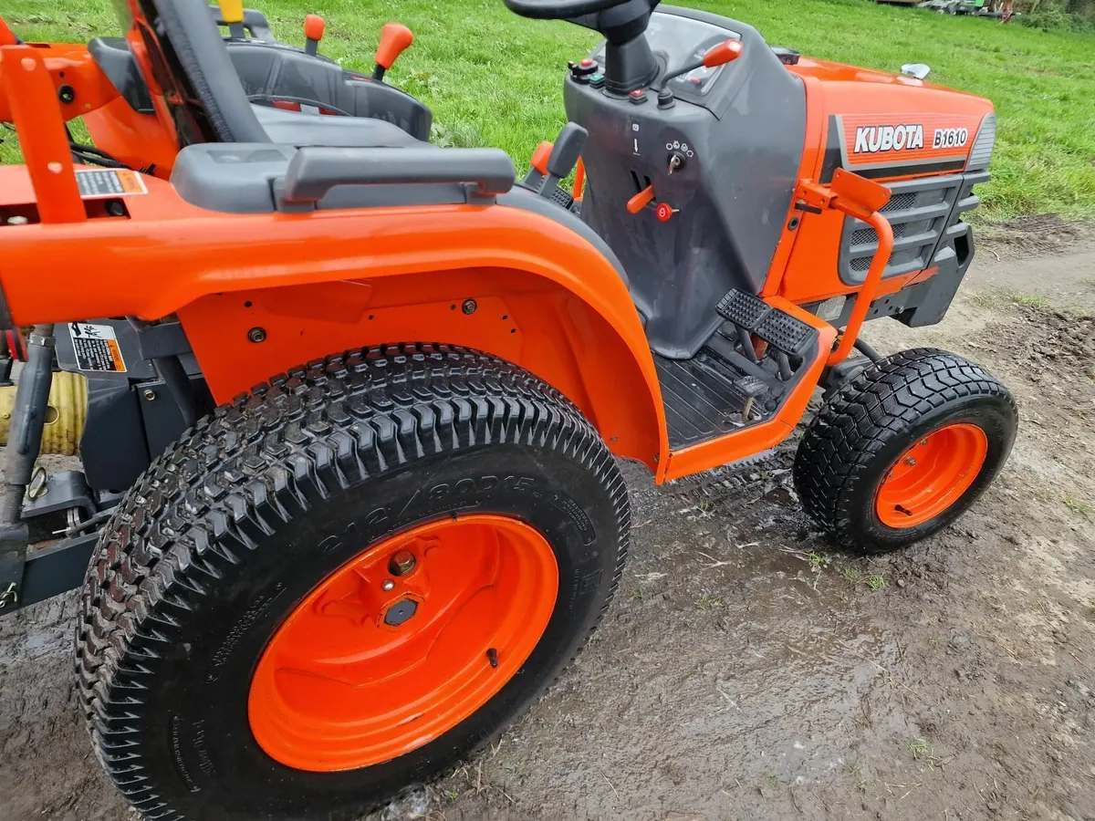 Kubota Compact Tractor with flail mower mint cond. - Image 1