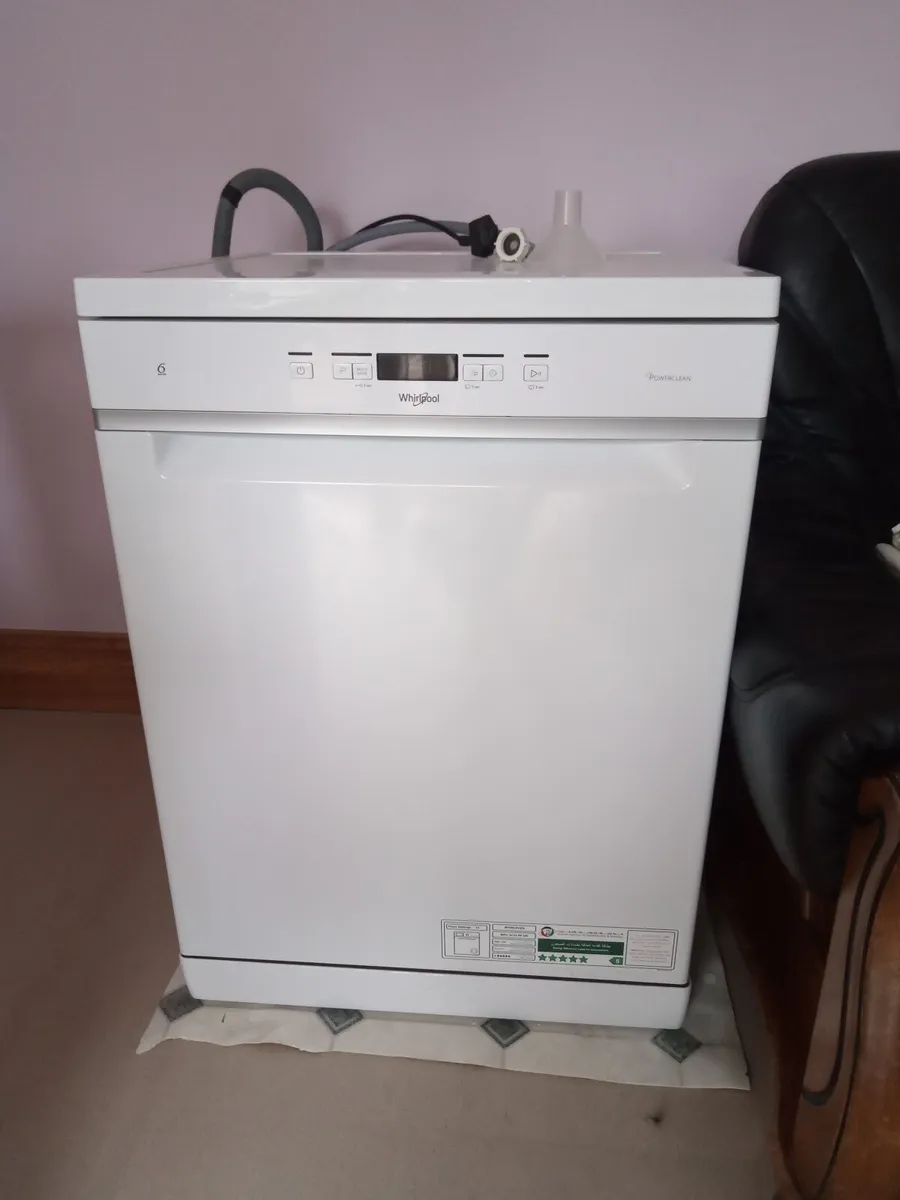 Whirlpool dishwasher - Image 1