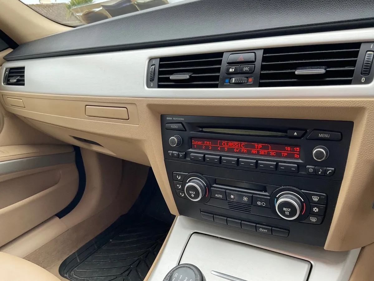 BMW 3-Series 2008 - Image 4